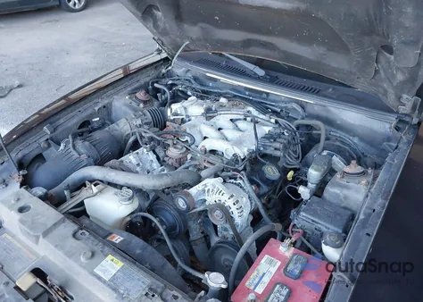 2001 Ford Mustang из США, поврежденный, VIN 1FAFP40431F263409